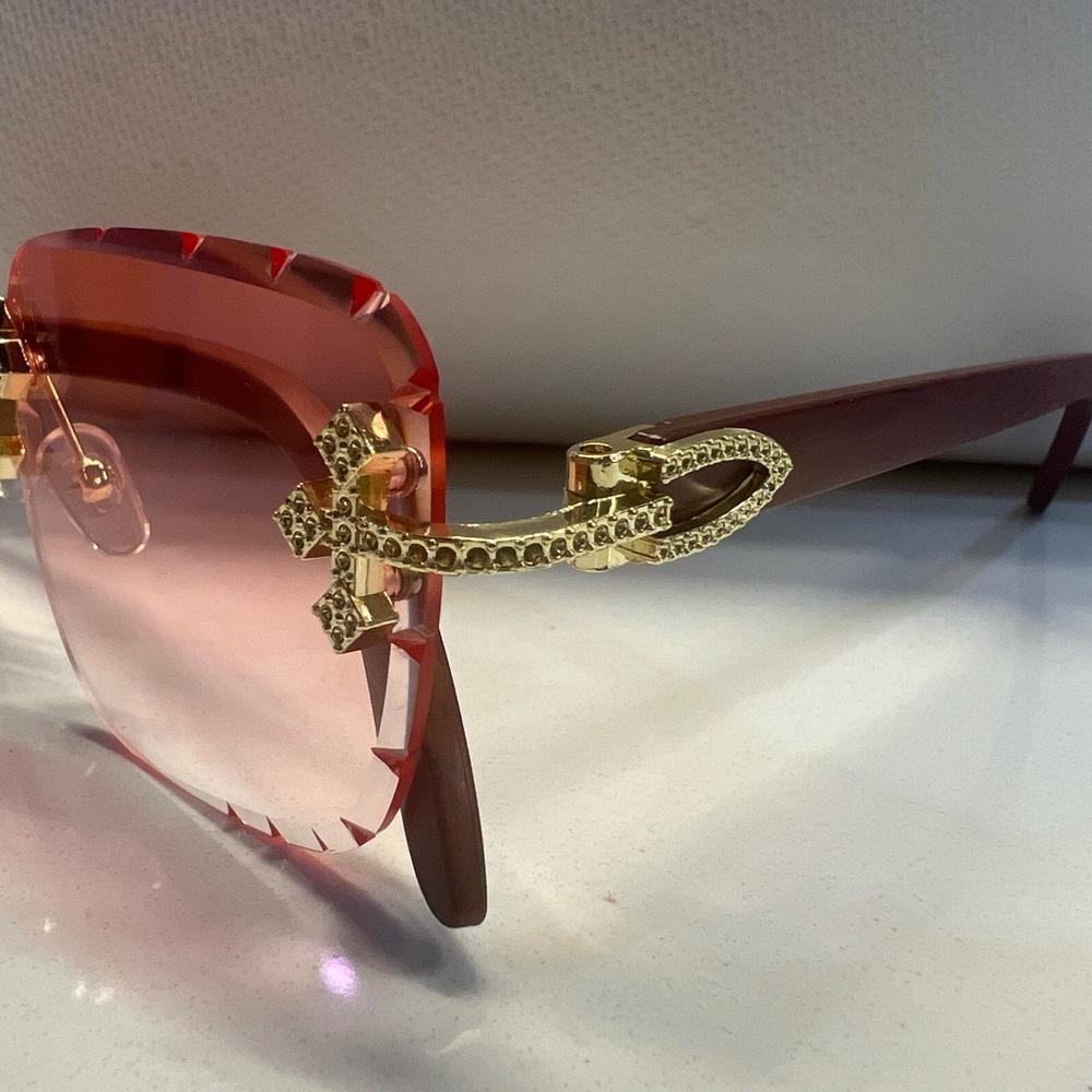 COPY - Elegant Gold and Red unisex Sunglasses